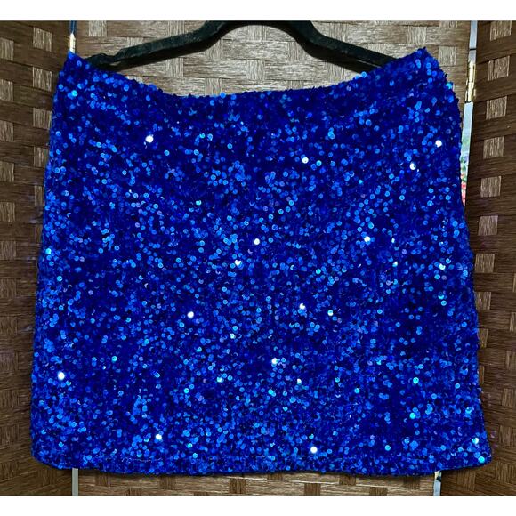 Sequin Bodycon Mini Skirt- Size 16-18 - Picture 3 of 4